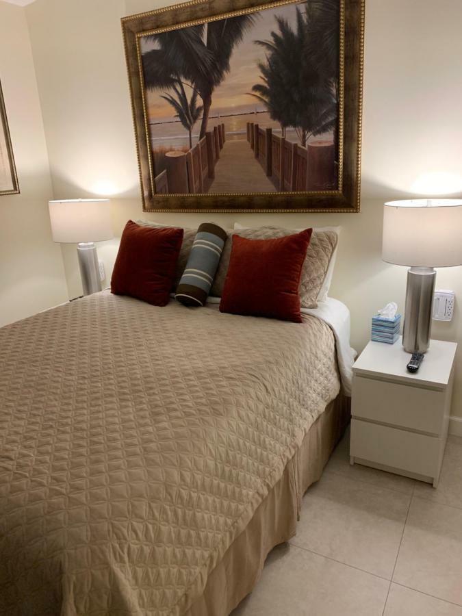 Wilton Manors Fantasy Island Inn, Caters To Men المظهر الخارجي الصورة